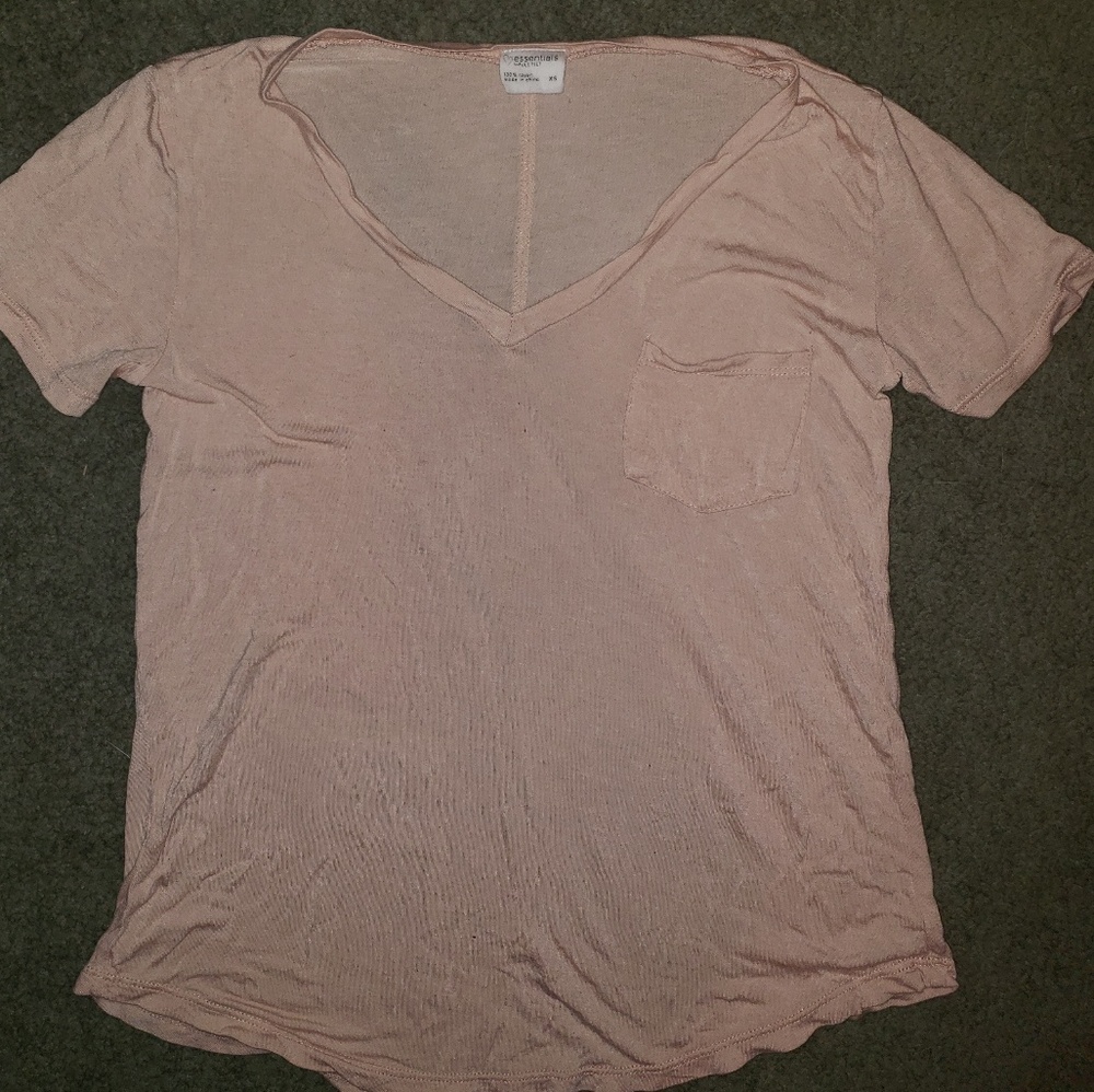 NWOT light pink/nude tee shirt